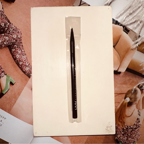 NYX PRO Brush 20 - Picture 3 of 3